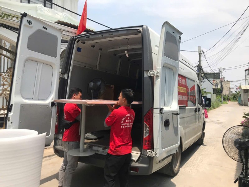 chuyển nhà vào hẻm nhỏ bằng xe van