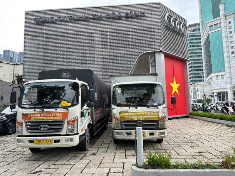 xe tải 10 tấn chuyển kho xưởng