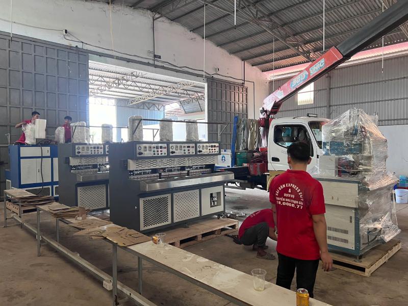 hỗ trợ vận chuyển nâng cẩu