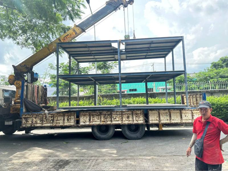 thuê xe cẩu kato chuyên dụng