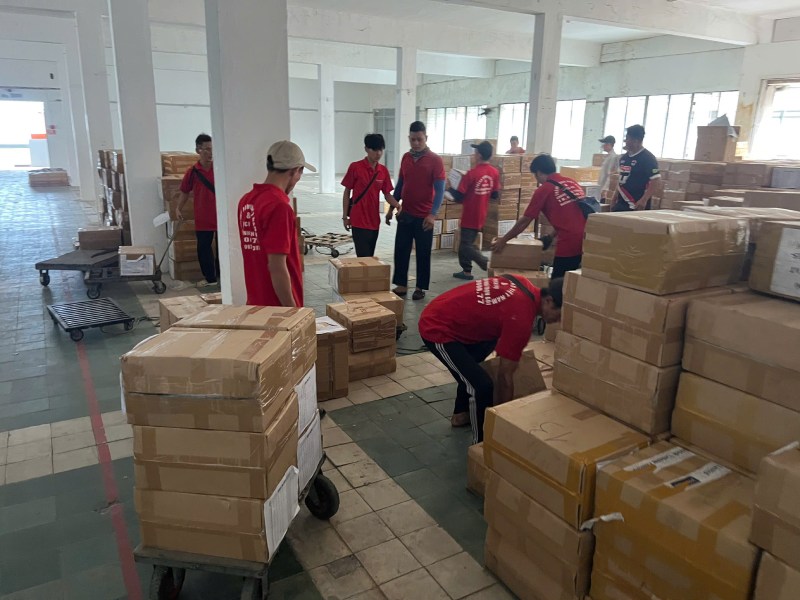 dịch vụ bốc xếp hàng hóa TPHCM